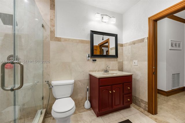 11000 SW 32nd St, Miami, FL 33165