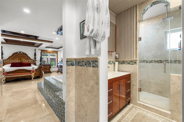 11000 SW 32nd St, Miami, FL 33165
