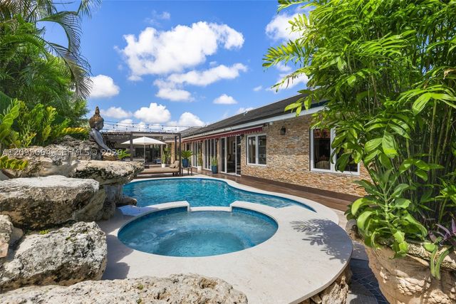 11000 SW 32nd St, Miami, FL 33165