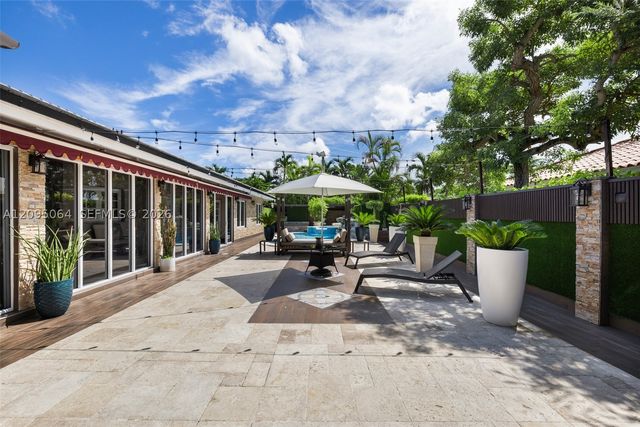 11000 SW 32nd St, Miami, FL 33165