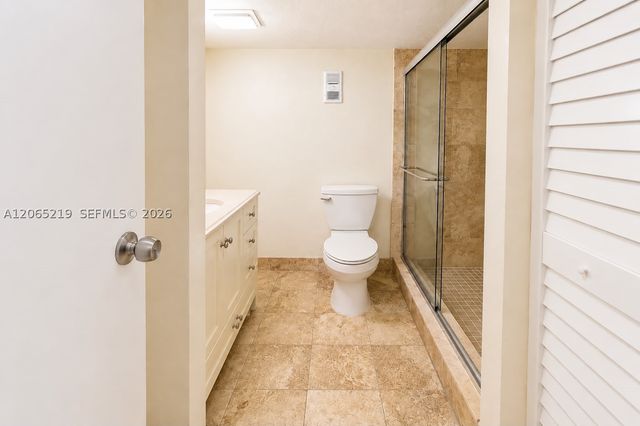 250 Jacaranda Dr 805, Plantation, FL 33324