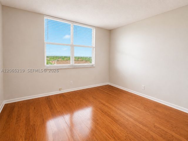 250 Jacaranda Dr 805, Plantation, FL 33324