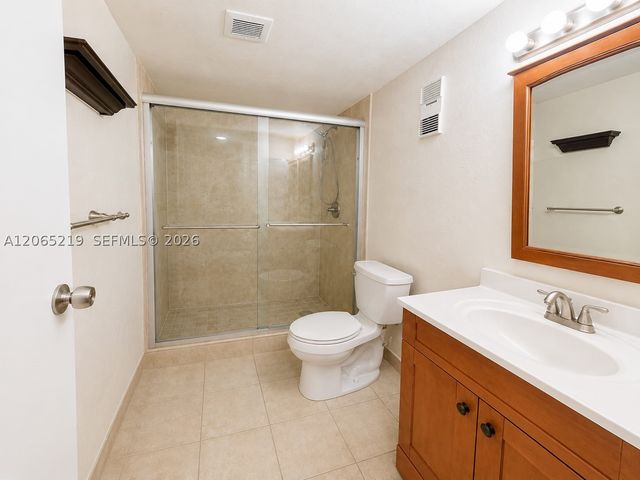 250 Jacaranda Dr 805, Plantation, FL 33324