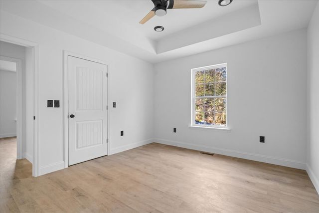 216 Scobie Ave, Dalton, GA 30721