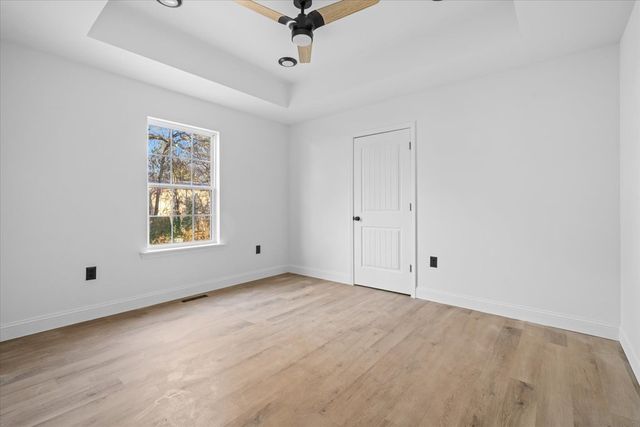 216 Scobie Ave, Dalton, GA 30721