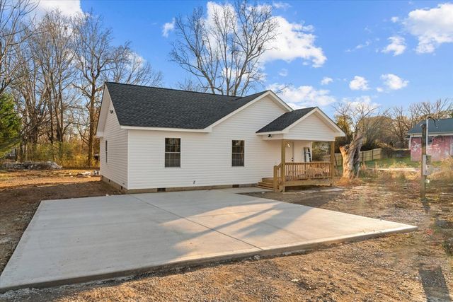 216 Scobie Ave, Dalton, GA 30721