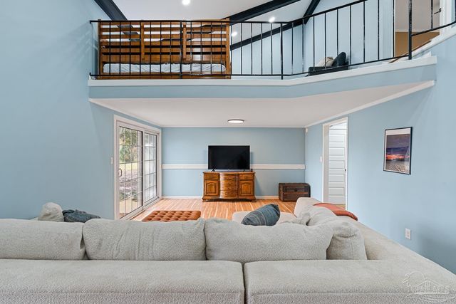 4844 Huron Dr, Pensacola, FL 32507