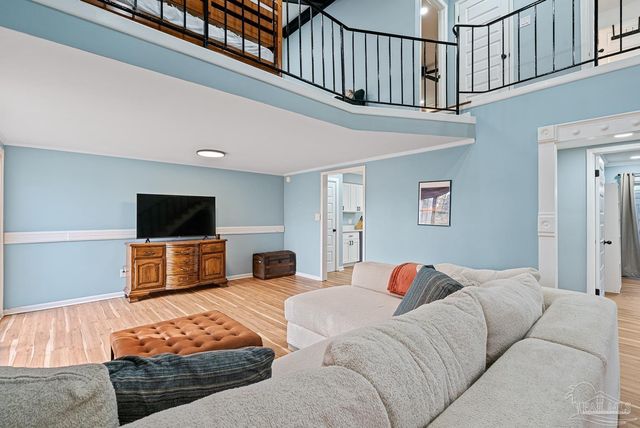 4844 Huron Dr, Pensacola, FL 32507