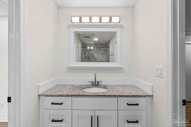 4844 Huron Dr, Pensacola, FL 32507