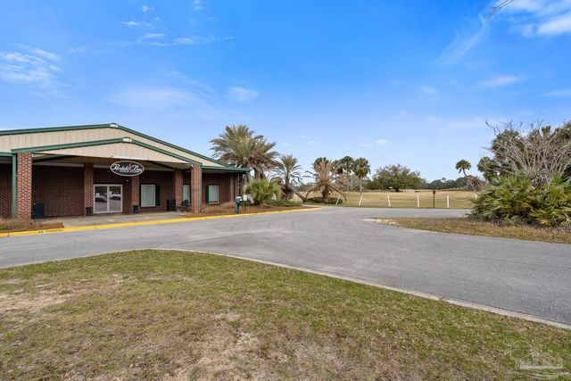 4844 Huron Dr, Pensacola, FL 32507