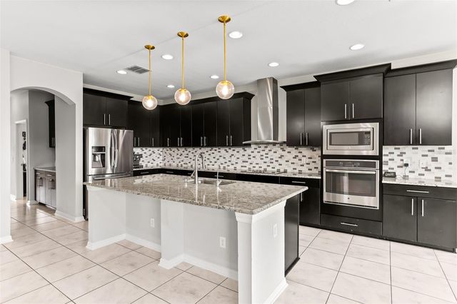 19433 WHISPERING BROOK DRIVE, Tampa, FL 33647