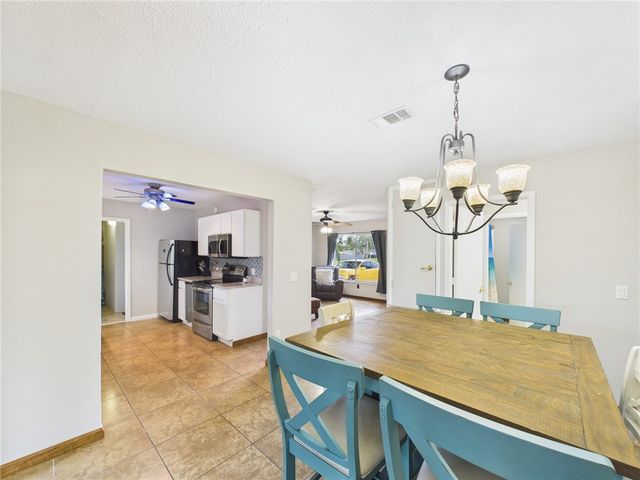 1490 Mariposa Drive NE, Palm Bay, FL 32905