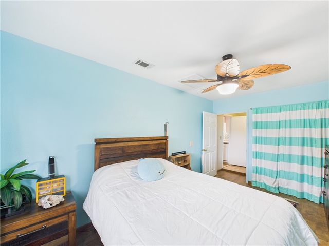 1490 Mariposa Drive NE, Palm Bay, FL 32905