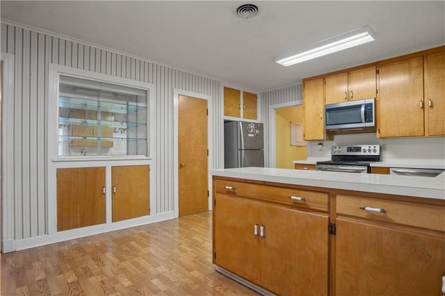 1802 SHIRLEY PARK Place, Alexandria, LA 71301