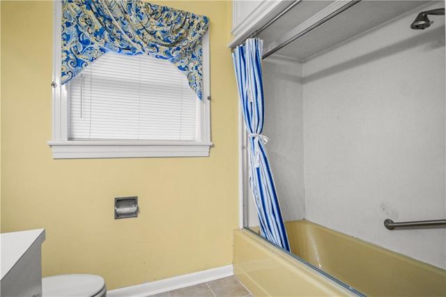 1802 SHIRLEY PARK Place, Alexandria, LA 71301