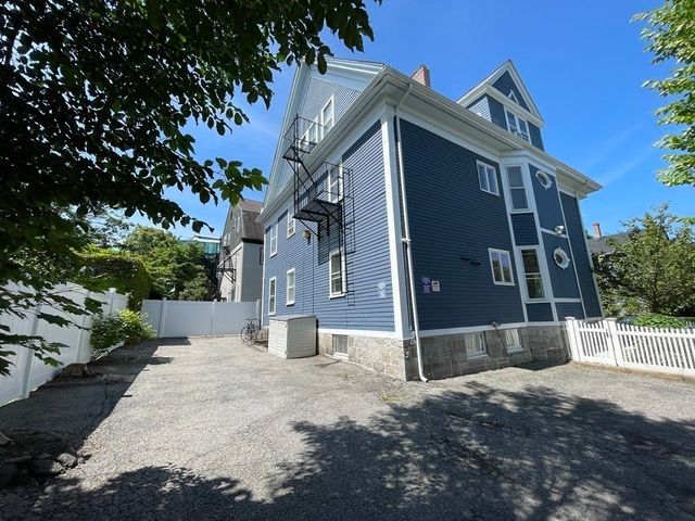 46 Dana St A, Cambridge, MA 02138