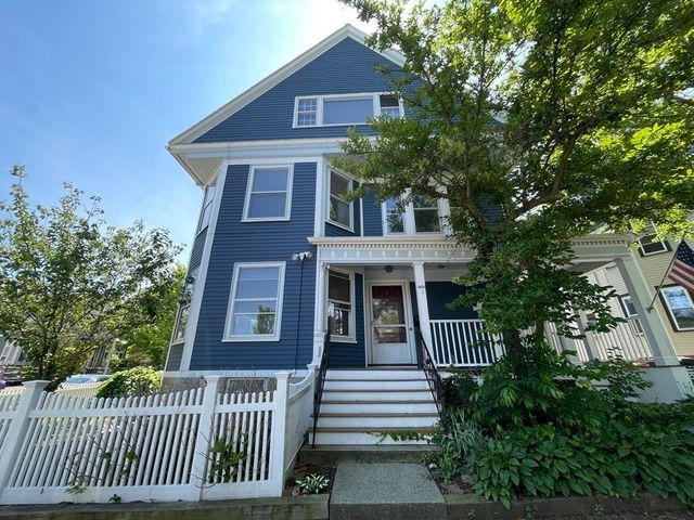 46 Dana St A, Cambridge, MA 02138