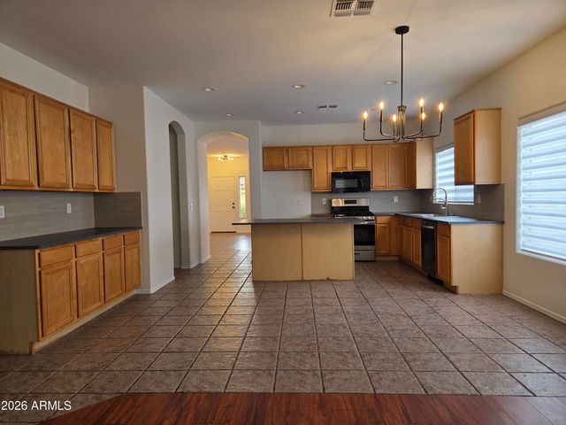 14168 W FAIRMOUNT Avenue, Goodyear, AZ 85395