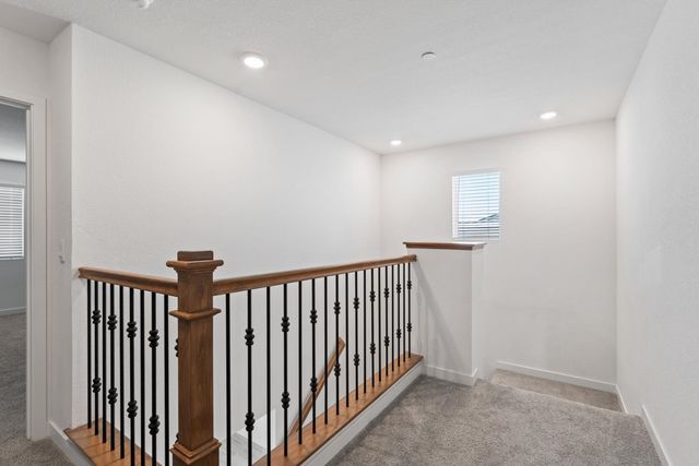8833 Stratham Way, Elk Grove, CA 95758