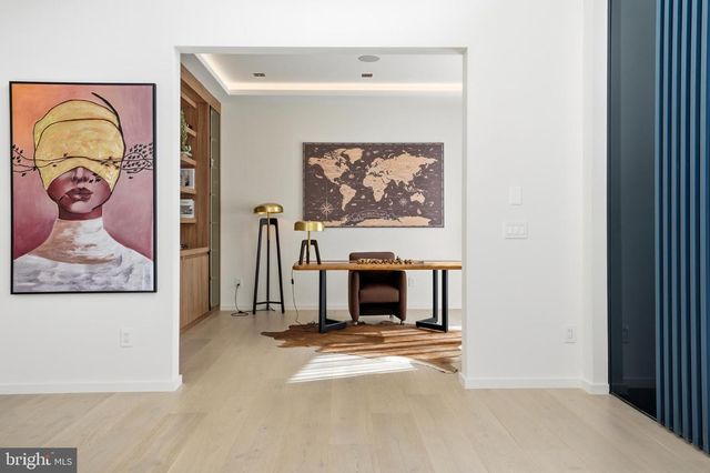 9408 OLD COURTHOUSE RD, Vienna, VA 22182