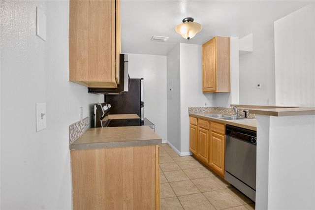 6088 WESTGATE DRIVE 203, Orlando, FL 32835