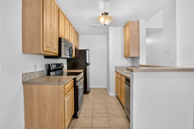 6088 WESTGATE DRIVE 203, Orlando, FL 32835