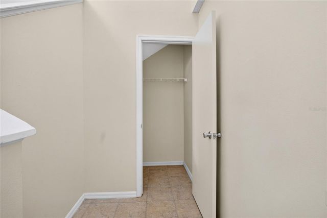 6088 WESTGATE DRIVE 203, Orlando, FL 32835