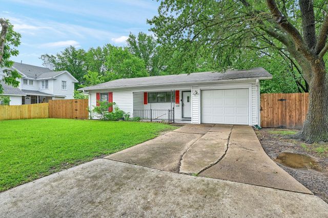 110 W Moore Street, Sherman, TX 75090