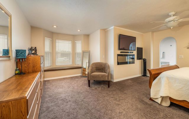 21808 N Little Spokane Dr, Colbert, WA 99005