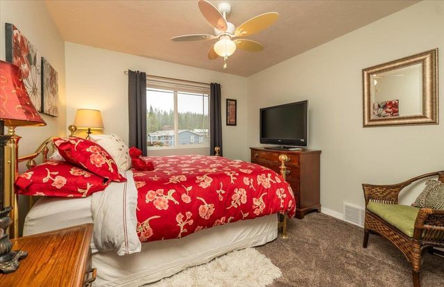 21808 N Little Spokane Dr, Colbert, WA 99005