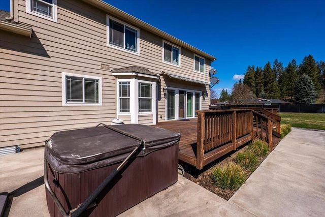 21808 N Little Spokane Dr, Colbert, WA 99005