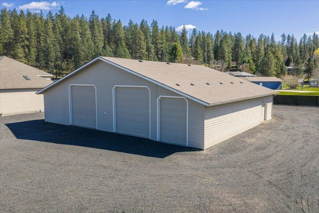 21808 N Little Spokane Dr, Colbert, WA 99005