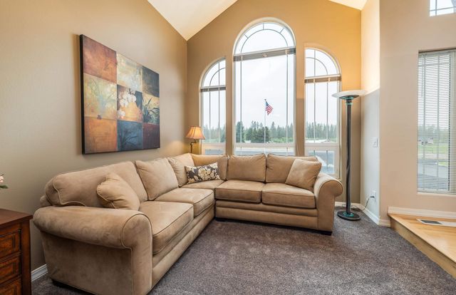 21808 N Little Spokane Dr, Colbert, WA 99005