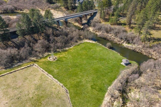 21808 N Little Spokane Dr, Colbert, WA 99005