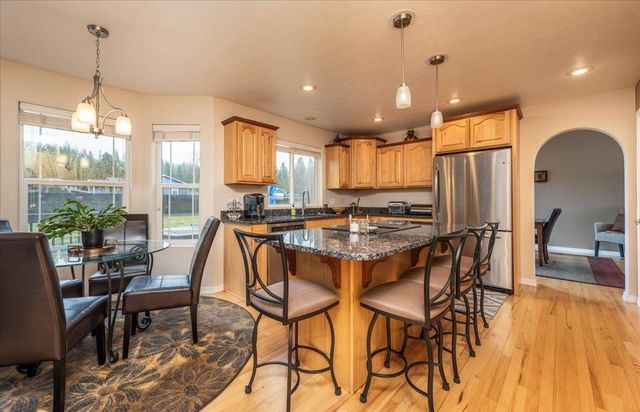 21808 N Little Spokane Dr, Colbert, WA 99005