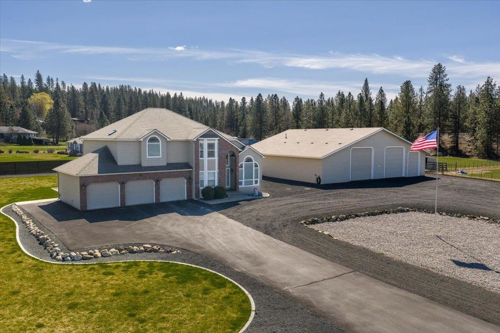 21808 N Little Spokane Dr, Colbert, WA 99005