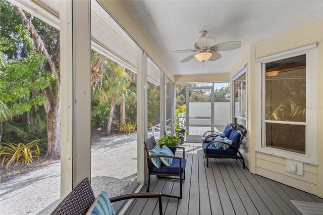 4471 TRAILS DRIVE, Sarasota, FL 34232