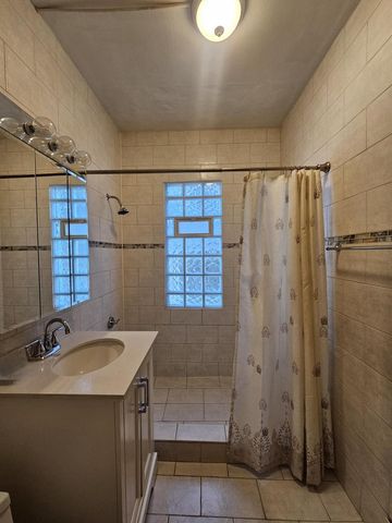 1835 N 55th 1835A STREET, Milwaukee, WI 53208