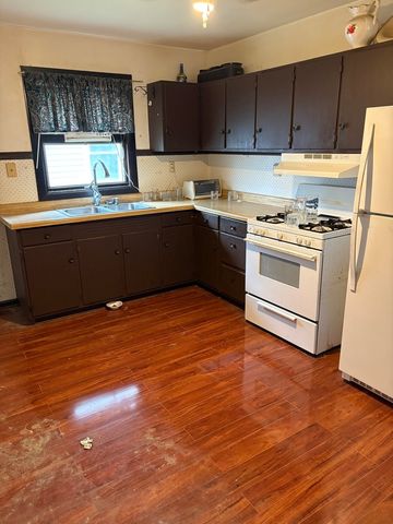 960 Cleary Avenue, Joliet, IL 60435