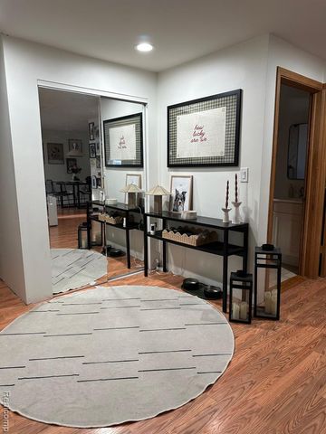 1405 Denver Avenue, Waterford, MI 48328