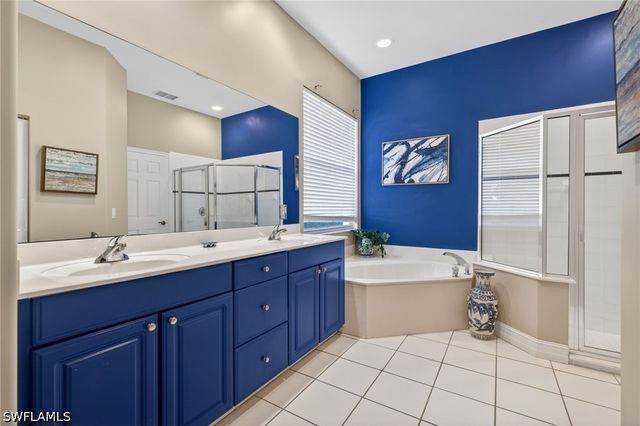 21840 Masters CIR, Estero, FL 33928