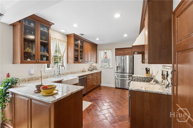 20 E 48th Street, Savannah, GA 31405
