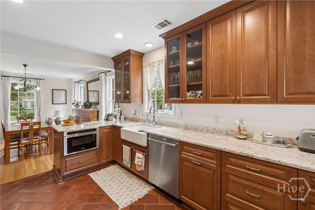 20 E 48th Street, Savannah, GA 31405
