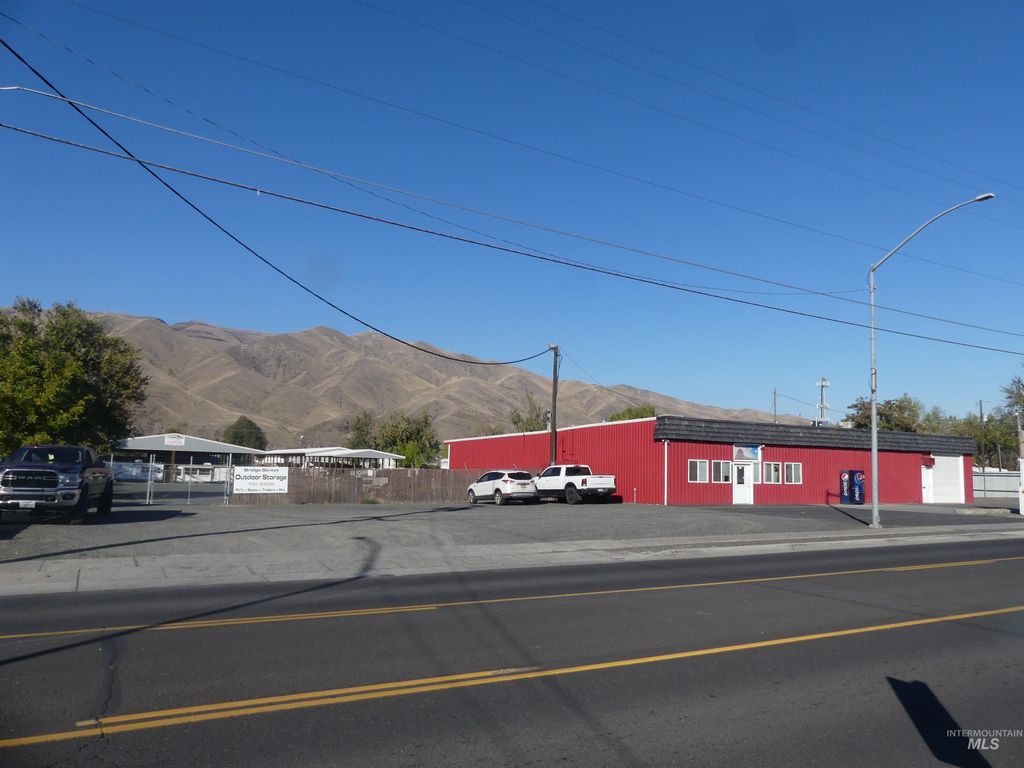 1324-1350 Bridge St, Clarkston, WA 99403 photo 2