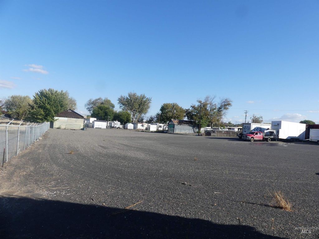 1324-1350 Bridge St, Clarkston, WA 99403 photo 3