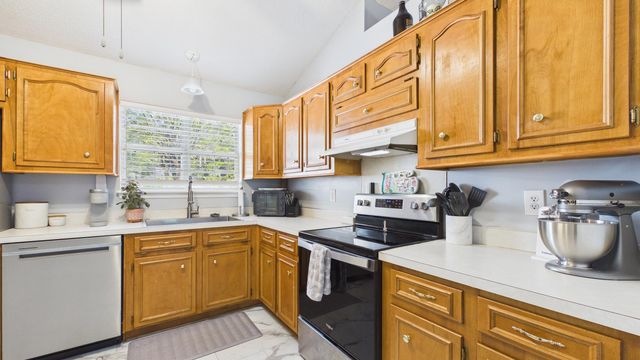 69 Wolk Drive, Charleston, SC 29414