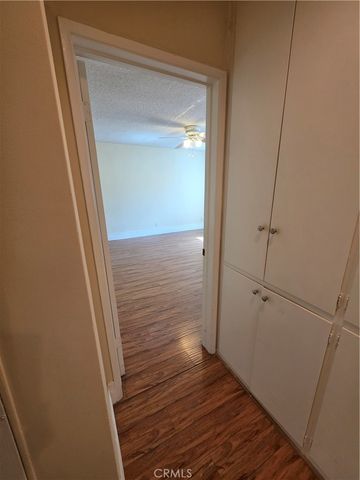 1035 Western 4, Glendale, CA 91201