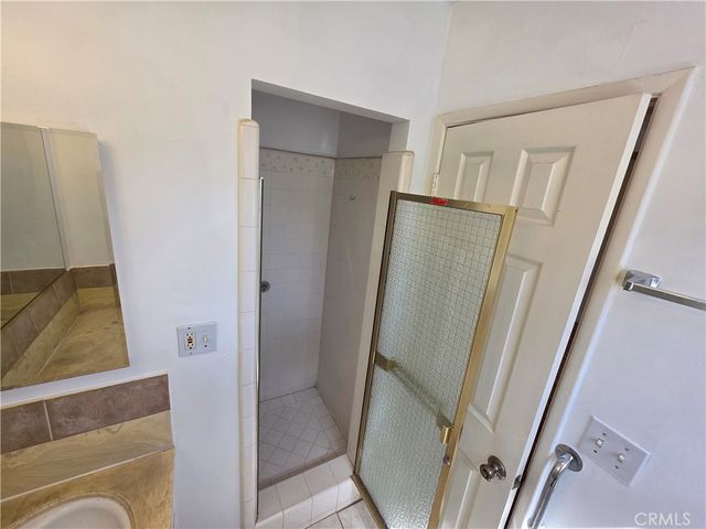 1035 Western 4, Glendale, CA 91201