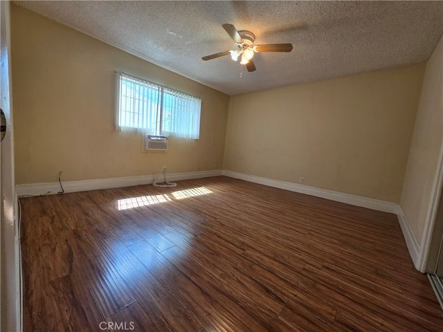 1035 Western 4, Glendale, CA 91201
