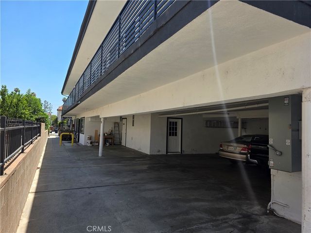 1035 Western 4, Glendale, CA 91201